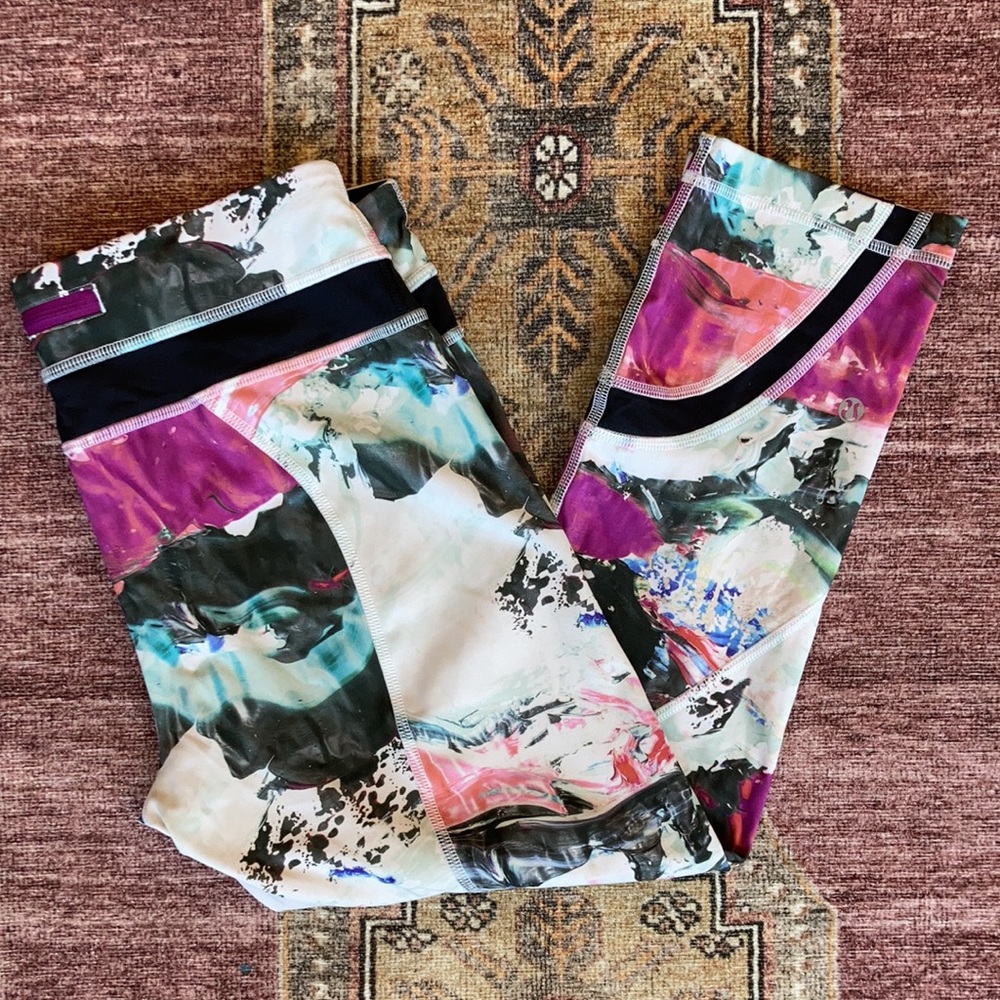 Lululemon Cropped Yoga Pants